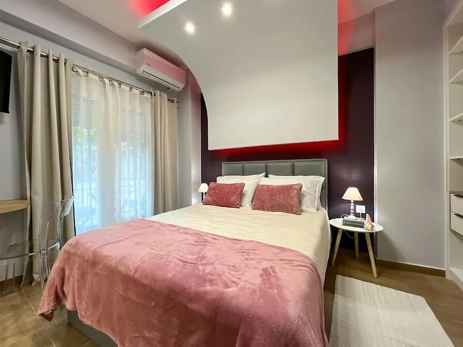 شقة Purple Studio سالونيك